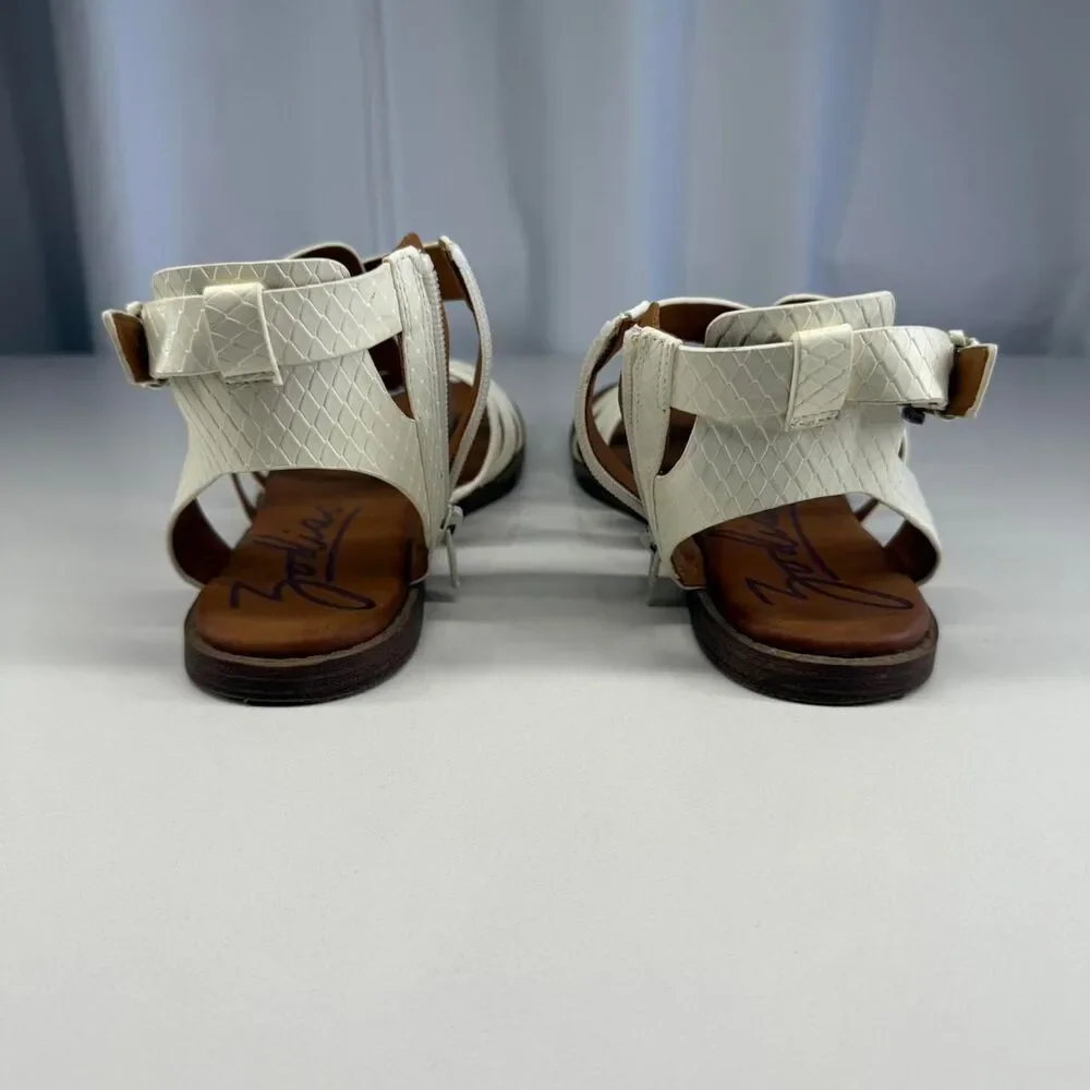 Zodiac Women's White and Cream Sandals